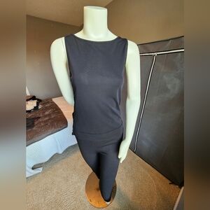 Business Casual Woman Med. Blk Emanuel Tank